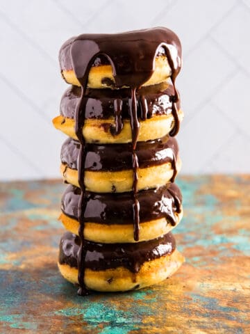 Stack of 5 baked chocolate chip donuts